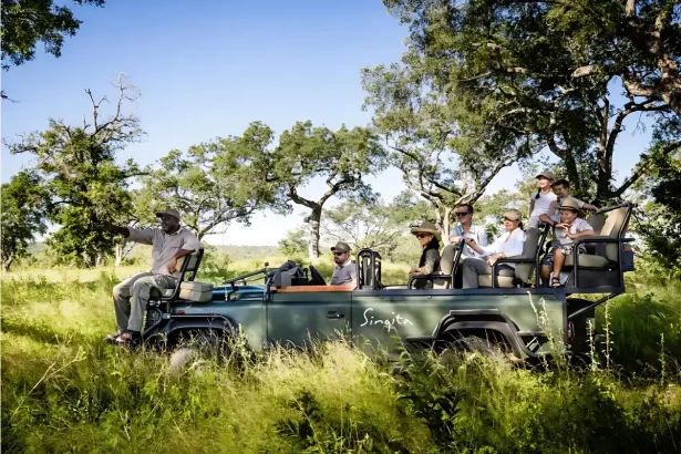 Safari Extravaganza: 11-Day Luxury Tanzania Family Safari in 2024