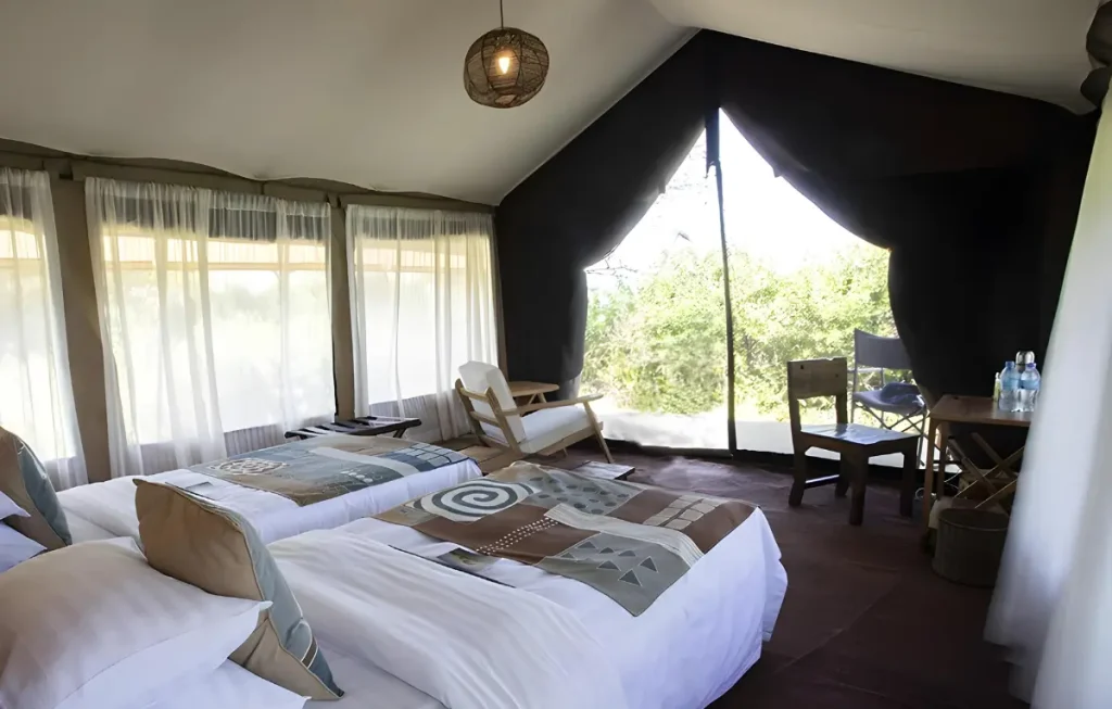Nyikani Migration Camps - Guests Bed Room